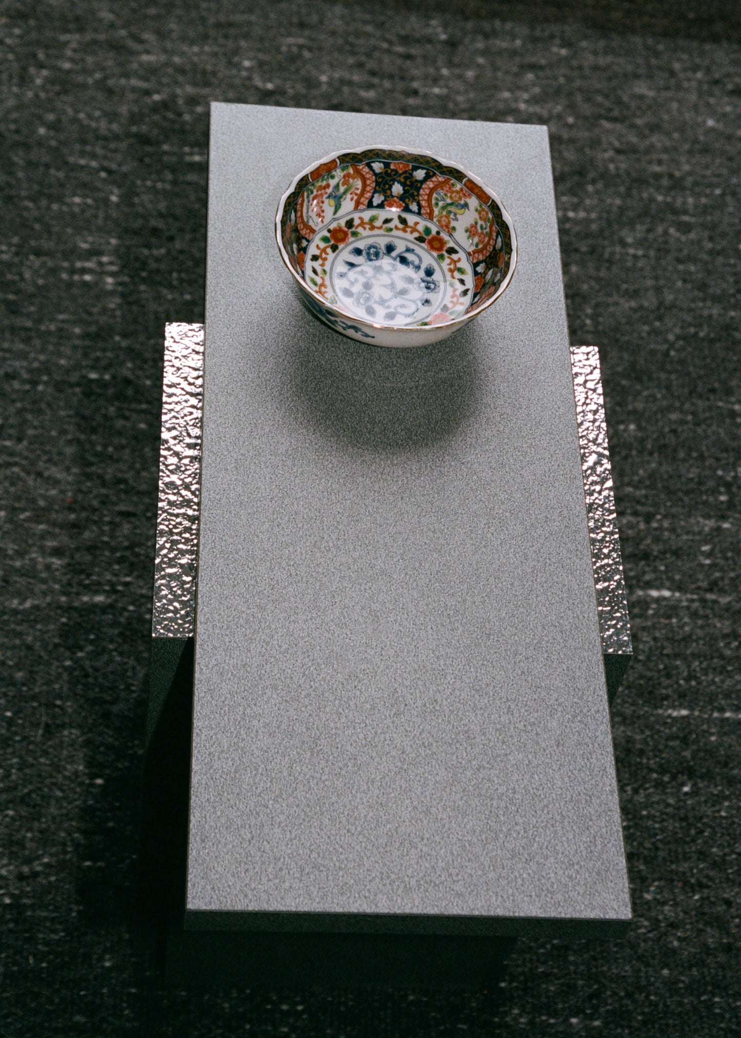 Mara T Side Table – Silver Noise