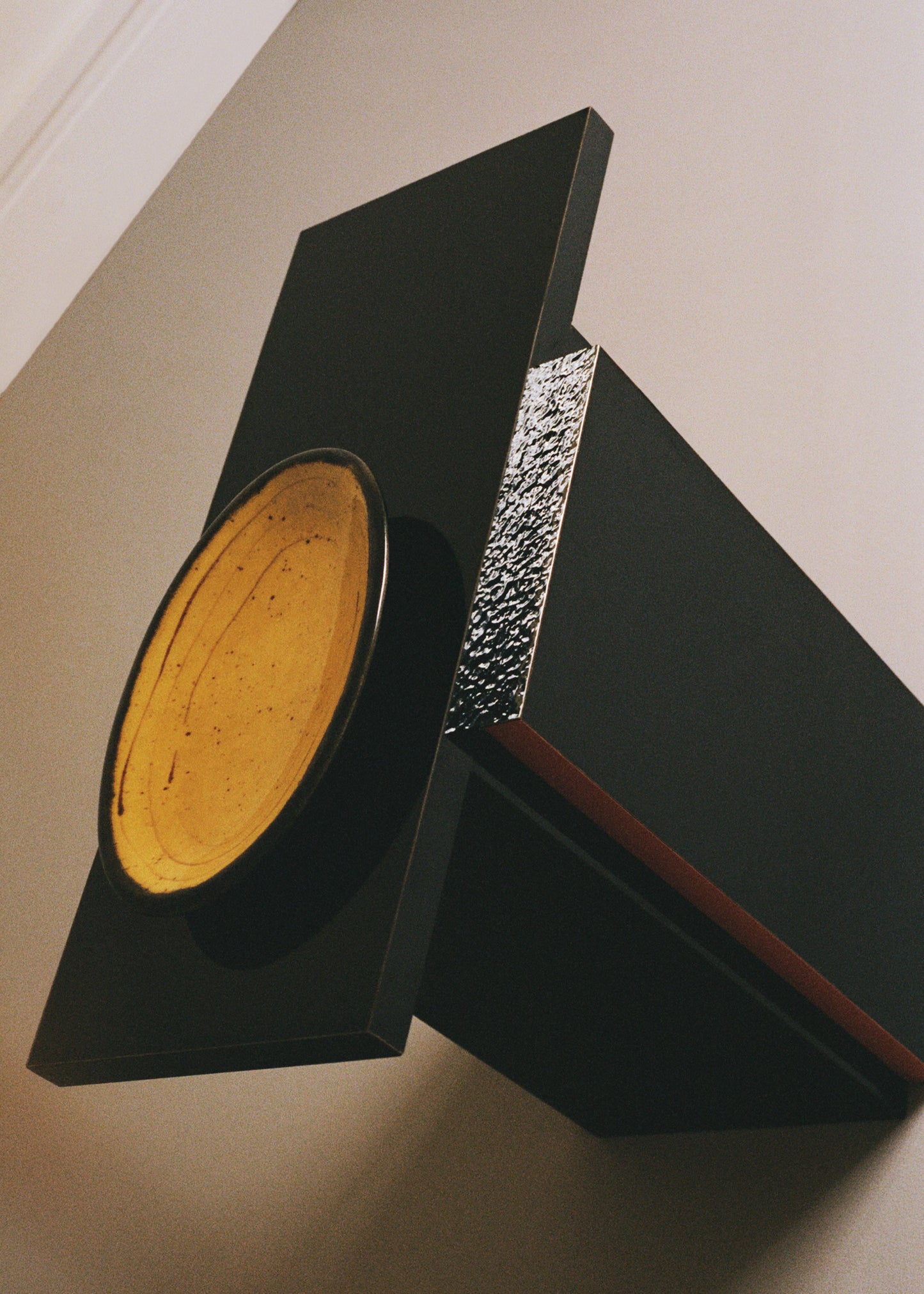 Mara T Side Table – Red Line